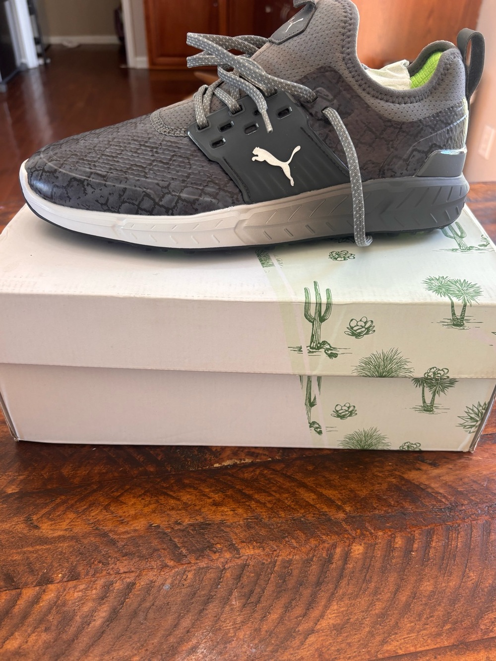 Limited Edition Puma Men's Gray Golf Athletic Sneaker with White Puma Logo